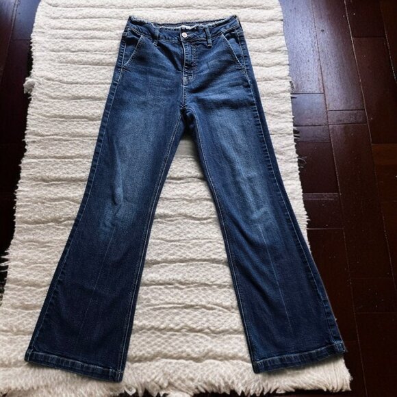 KANCAN MAKAYLA ( 5/26 ) Raw Waist Ultra High-Rise Flare Wide Leg Jeans - Picture 4 of 6